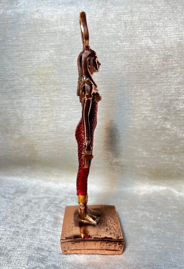 Statue of Hathor – Beauty and Love in Ancient Egypt