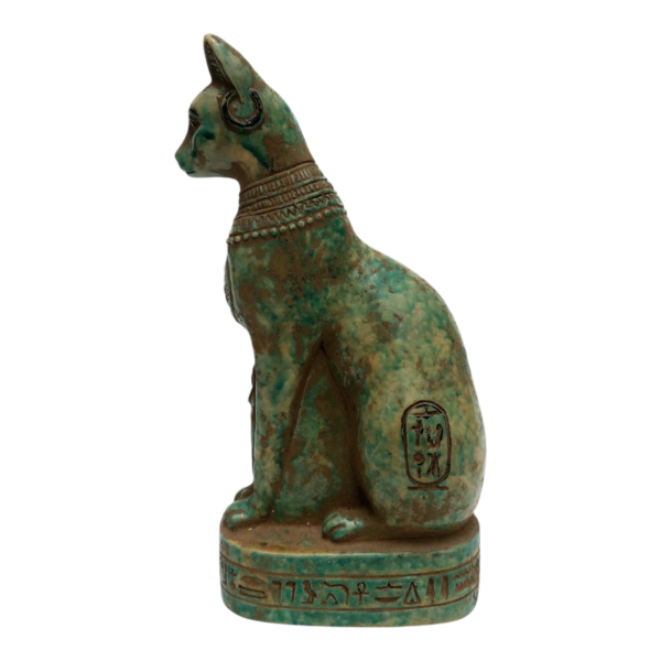 Bastet the cat... a symbol of protection and beauty among royalty.
